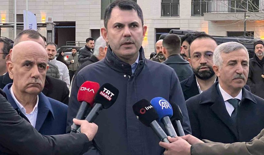 Bakan Kurum: 'Hep birlikte devlet millet omuz omuza mücadele ortaya koydu'