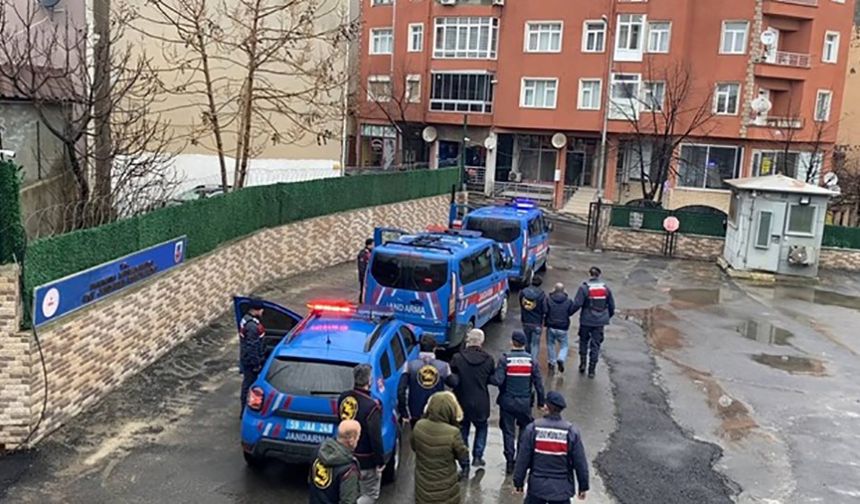 Başından vurulup yakılmıştı