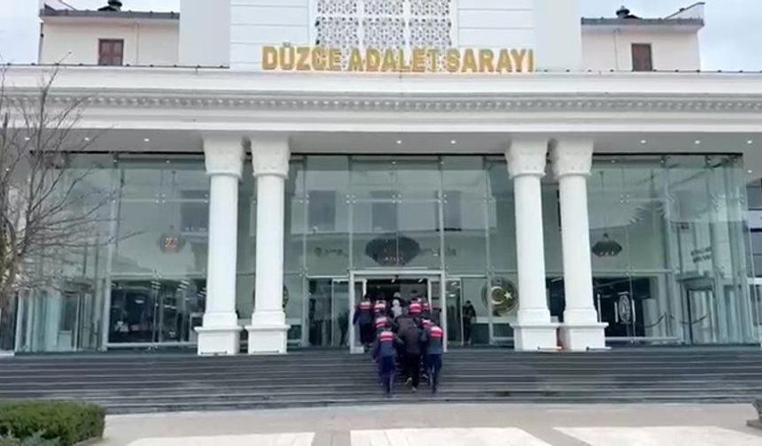 Düzce merkezli 4 ilde 'yapay zeka' destekli dolandırıcılık operasyonunda 2 tutuklama