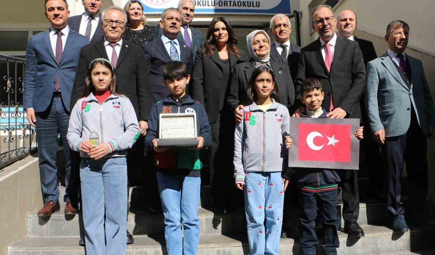 Engelli Bireylerin Sorunlarını Araştırma Komisyonu Başkanı Kasapoğlu: 'Bugüne kadar paydaşlarımızdan komisyonumuza ulaşan rapor, görüş, bilgi notu ve sunum sayısı bin 300'ü buldu'