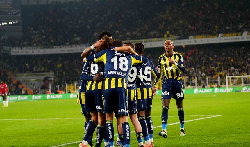 Fenerbahçe, 3. kez ilk yarıda 3 gol attı