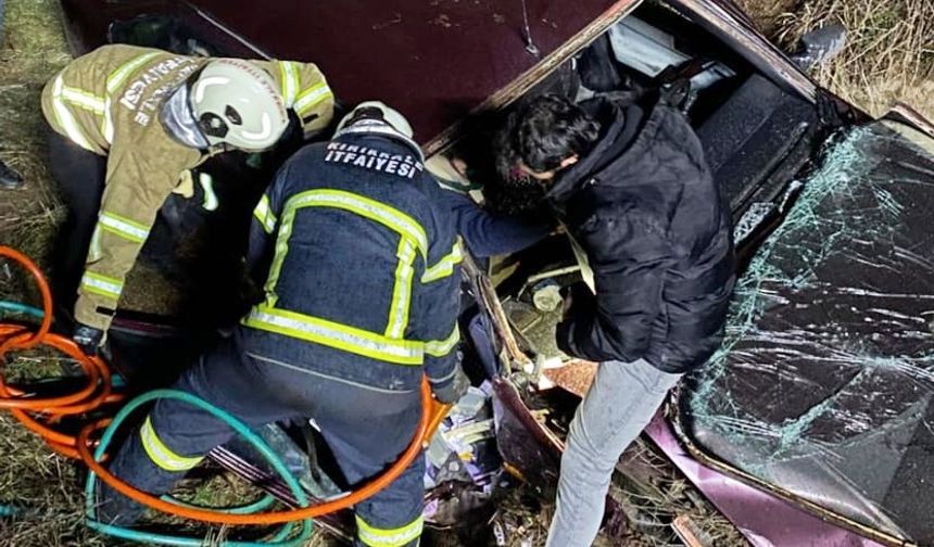 Kırıkkale'de otomobil şarampole devrildi: 4 yaralı