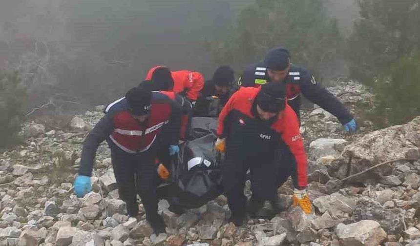 Kuşadası'nda uçurumdan düşen şahıs hayatını kaybetti