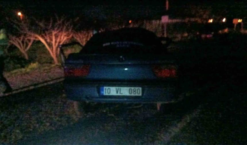 Manisa'da kamyon ile otomobil çarpıştı: 1 ölü, 1 yaralı