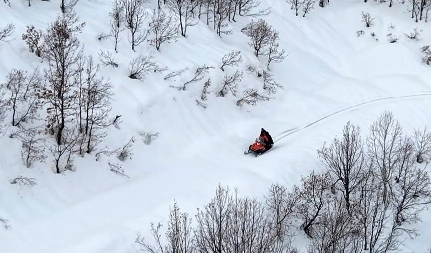 Muş'ta kar motorlu müdahale: 10 köy ve 24 mezraya yeniden enerji verildi