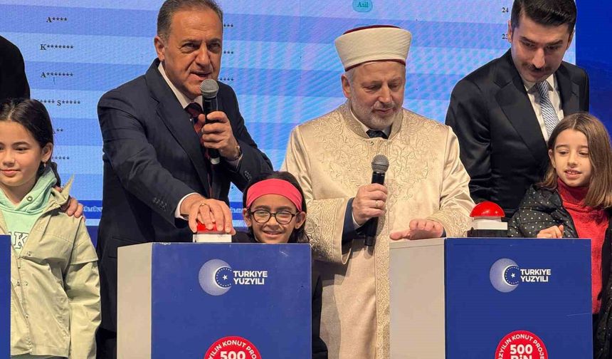 Yalova'da bin 805 TOKİ konutunun kura çekimi yapıldı