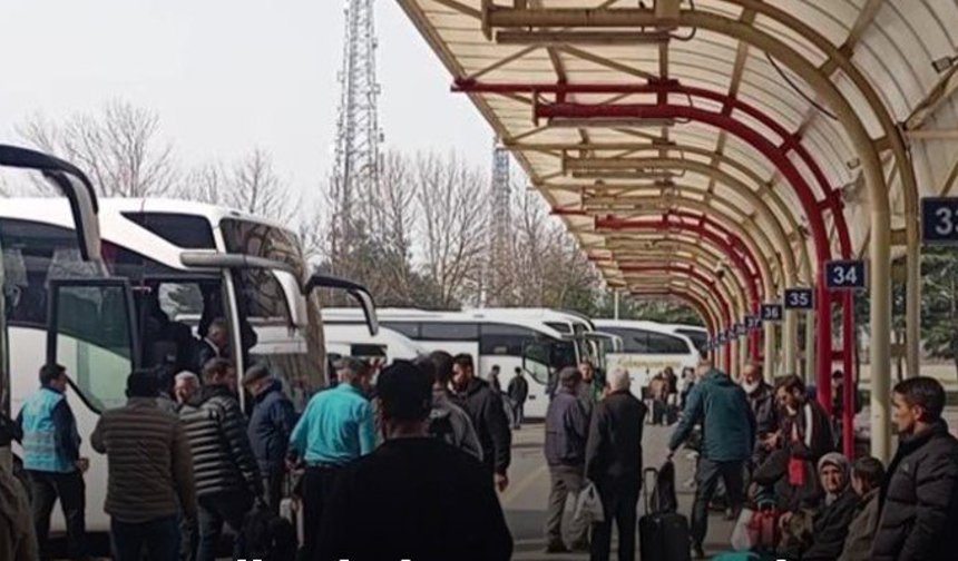 Otobüs terminallerinde bayram yoğunluğu