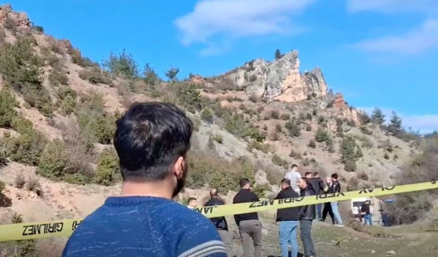 2 yaşındaki kayıp çocuk 10 saat sonra dağın zirvesinde bulundu