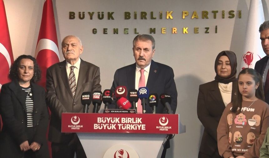 BBP Genel Başkanı Destici, partililer ve vatandaşlar ile bayramlaştı