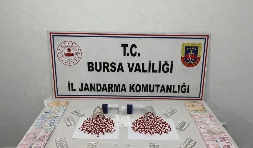 Bursa'da bin 39 adet sentetik hap ele geçirildi