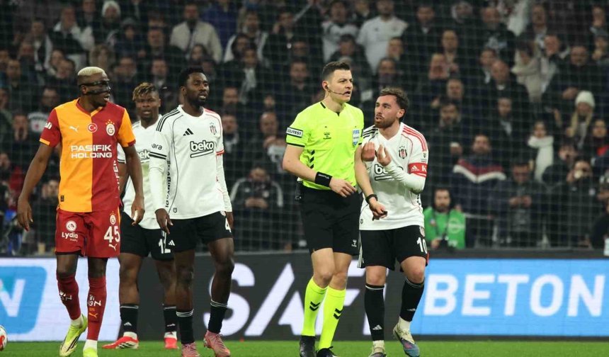 Galatasaray, Beşiktaş ile oynadığı son 5 derbide 4 kırmızı kart gördü