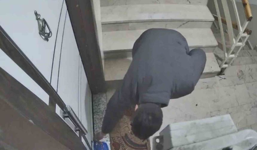 Kapı kapı para topladı, gözü kargoda kaldı: Güvenlik kamerası hırsızlığa engel oldu