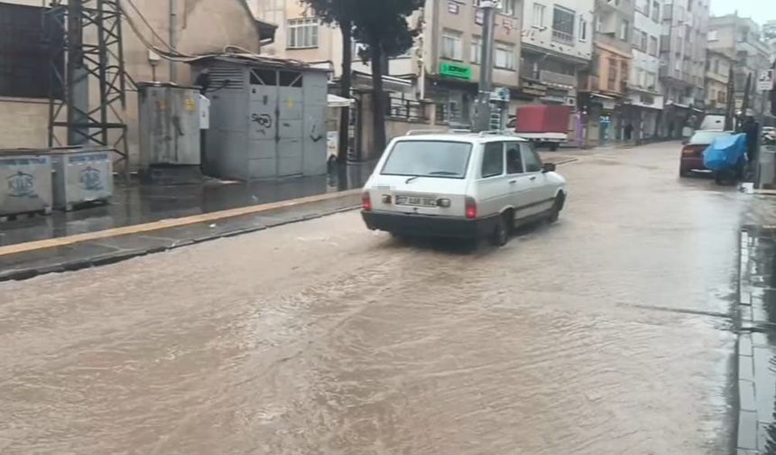 Kilis'te kuvvetli yağış ve sis etkili oldu