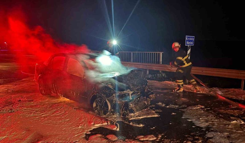 Lüleburgaz'da zincirleme kaza: 2 yaralı, 1 otomobil yandı
