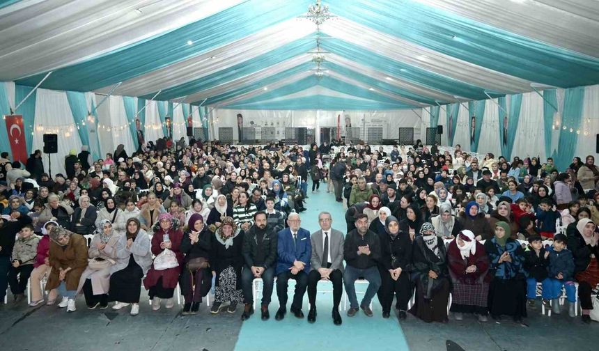 Necmettin Nursaçan Esenyurt'ta vatandaşlarla buluştu