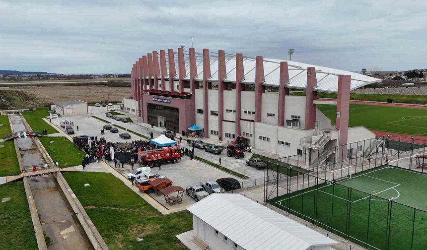 Sinop'ta 5 bin 700 fidan toprakla buluştu