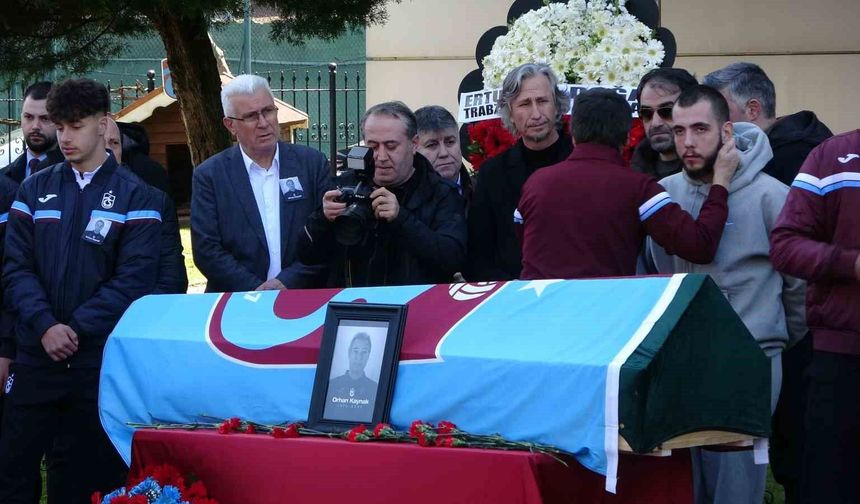 Trabzonspor'da, Orhan Kaynak için tören düzenlendi