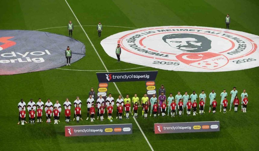 Trendyol Süper Lig: Samsunspor: 0 - Kayserispor: 0 (Maç devam ediyor)