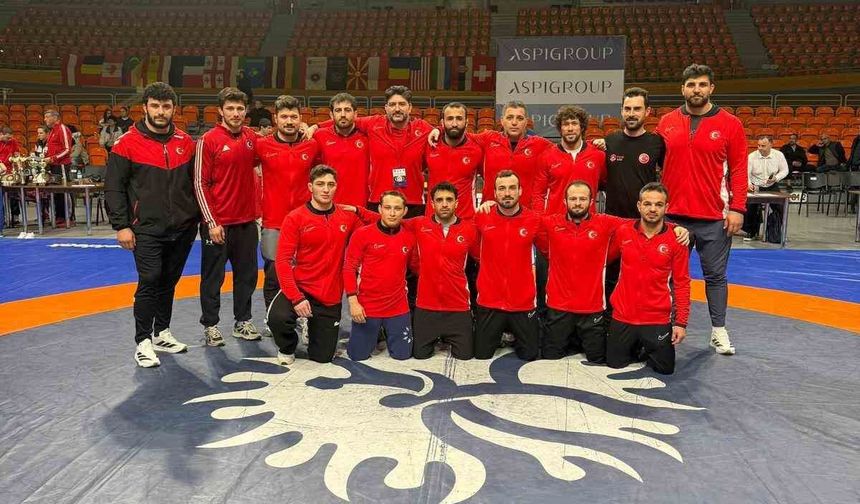 Uluslararası Dan Kolov - Nikola Petrov Turnuvası'nı milliler 23 madalya ile tamamladı