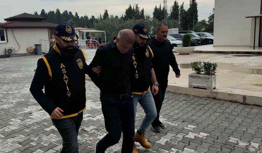 Yalova'da eşini sokak ortasında öldüren zanlı hakim karşısında