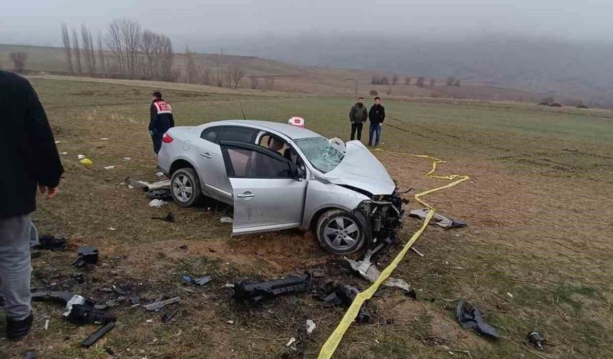 Yozgat'ta otomobiller çarpıştı: 1 ölü, 5 yaralı