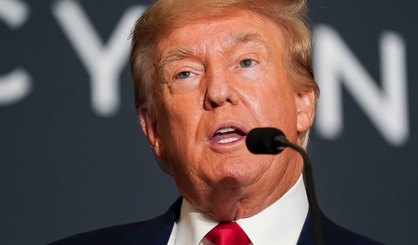 Trump: "ABD Donanması'na Hürmüz Boğazı sularına mayın döşeyen her türlü tekneyi batırma emri verdim"