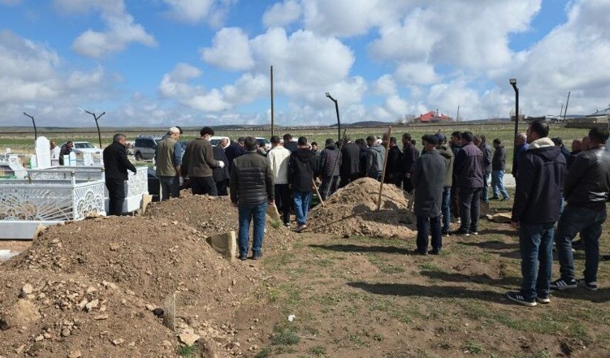 Van’da başıboş köpek dehşeti 5 yaşındaki çocuk hayatını kaybetti