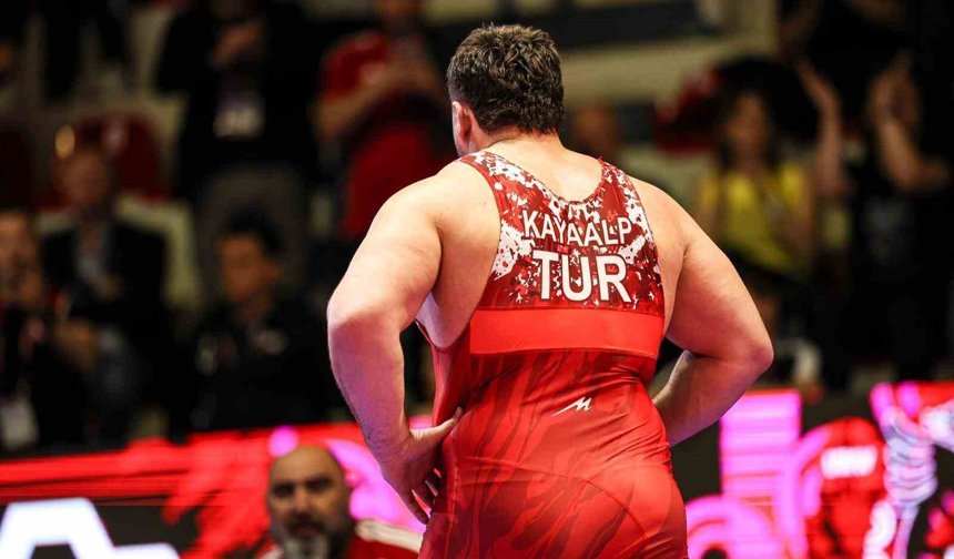 Avrupa Güreş Şampiyonası'nda 3 yarı final