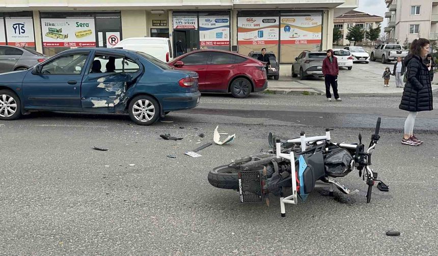 Çorlu'da trafik kazası: 2 yaralı