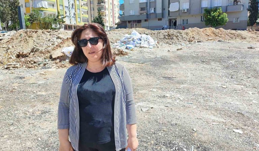 Depremde anne ve babasını kaybeden kadından Alpargün Apartmanı kararına tepki
