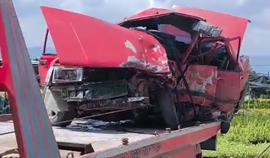 İzmir'de zincirleme kaza: 1 ölü, 3 yaralı