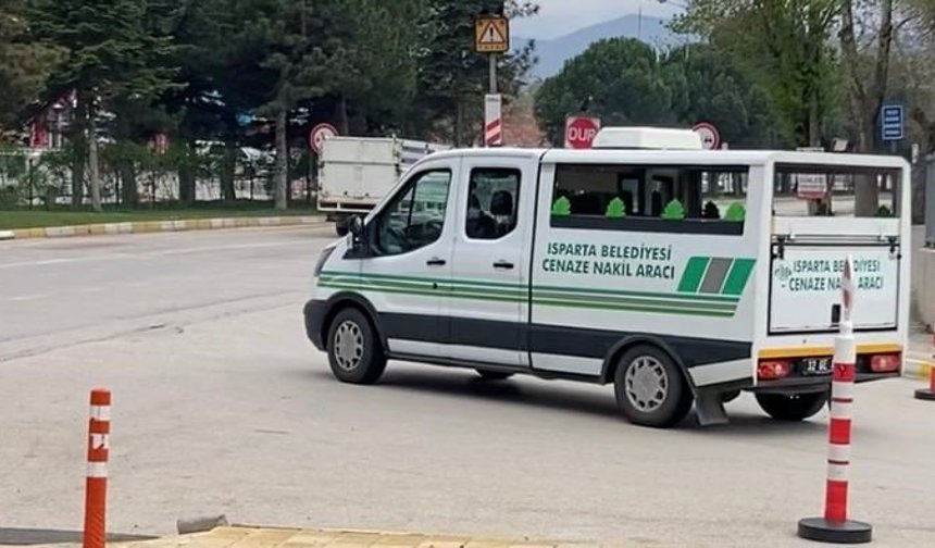 Kayıp olarak aranırken ölü bulunan 16 yaşındaki Feyza'nın cenazesi ailesine teslim edildi
