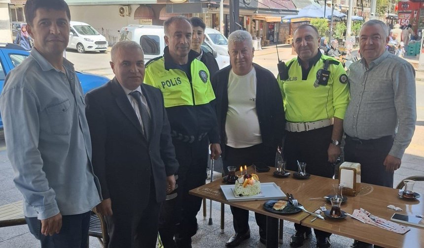 Mersin'de 28 yıllık polis memuru telsizden veda etti