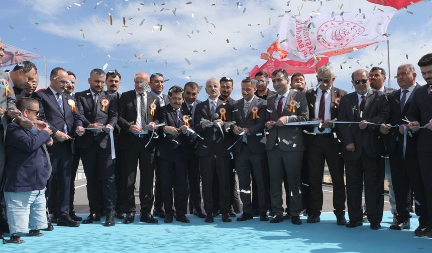 Karaman'da yeni çevre yolunun 1. etabı törenle açıldı