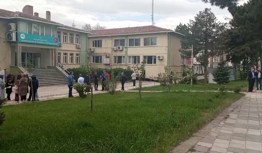 Malatya Valiliği deprem sonrası son durumu açıkladı
