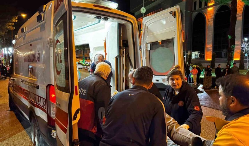 Osmaniye'de iki otomobil çarpıştı: 3 yaralı