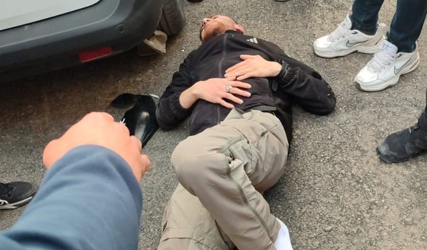 Siirt'te transit araçla çarpışan motosikletli yaralandı