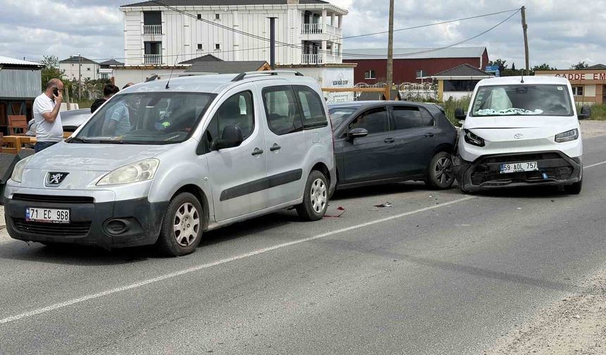 Tekirdağ'da zincirleme kaza kamerada