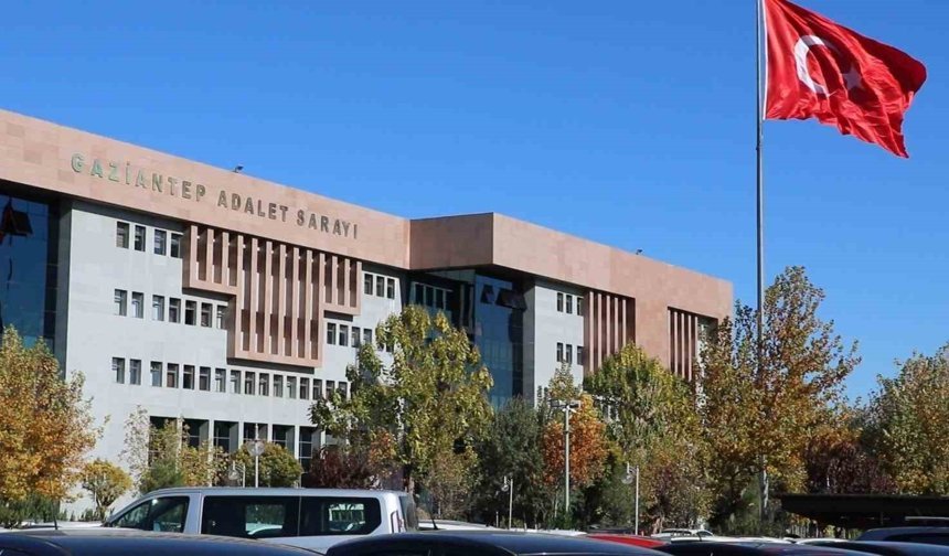Yapılan iğne sonrası ölen Abdurrezzak Baysal'ın acılı annesi: 'Hastanenin kapatılmasını istiyoruz'