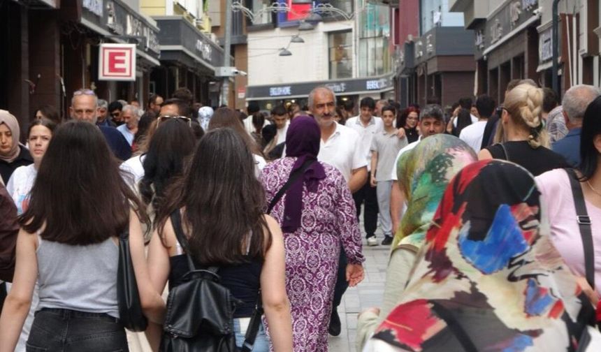 Evlilik Kredisinde Yeni Tartışma: 'Yaş Sınırı 40'a Çıkmalı'