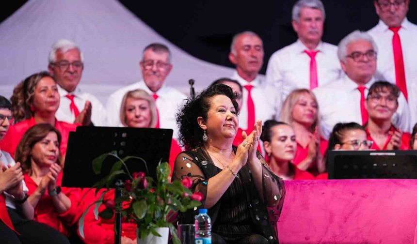 Aliağa'da Emel Taşçıoğlu rüzgarı