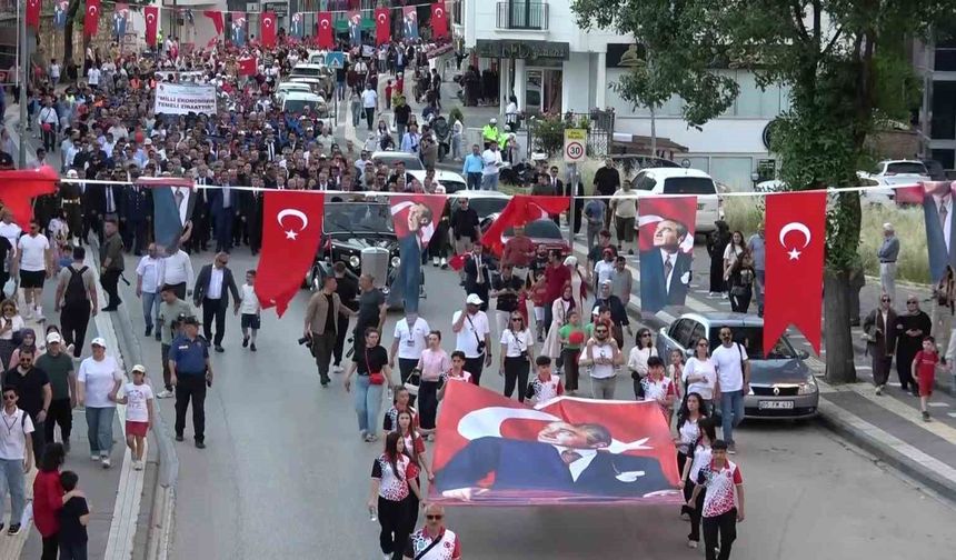 Amasya'da F-16'lardan nefes kesen gösteri