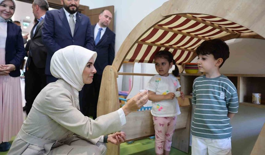 Bakan Göktaş: 'Yaşlılarımız, çocuklarımızın sesleriyle daha huzurlu'