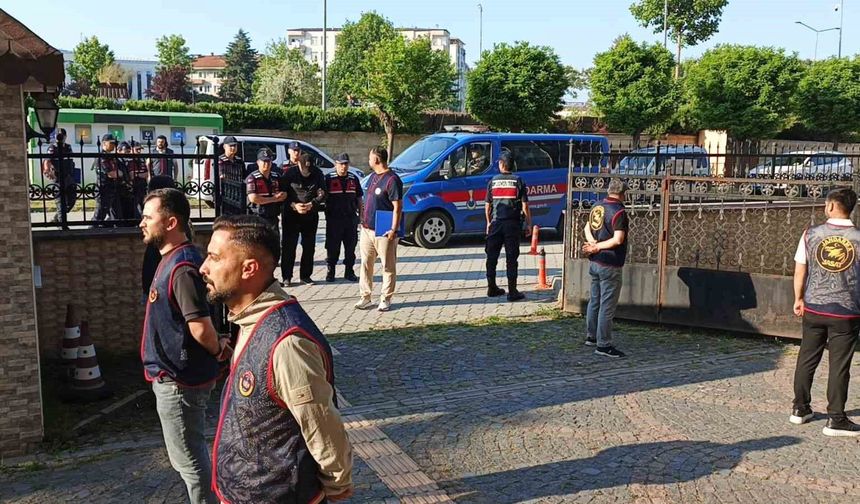 Bakan Gürlek açıklamıştı: 20 yıllık faili meçhul olayı zanlıları adliyede