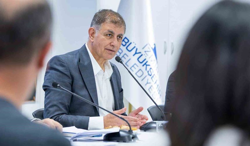 Başkan Tugay: 'Zeytinin değerini ekonomiye yansıtmalıyız'
