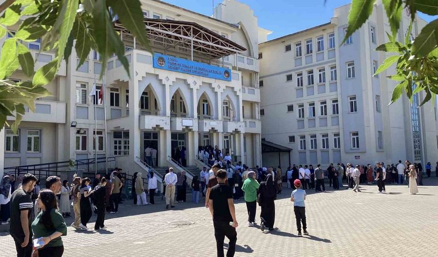 Bingöl'de YKS heyecanı sürüyor