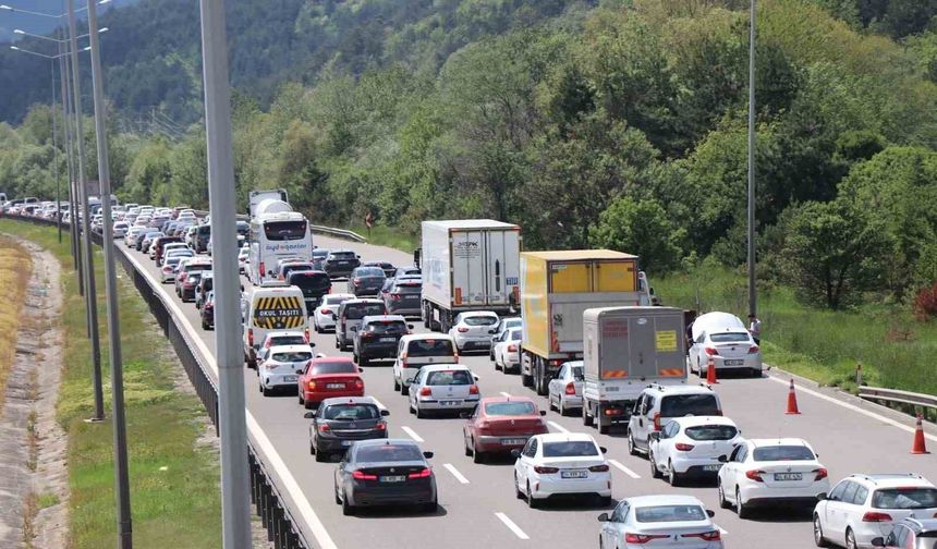 11 Günde 1 Milyon 51 Bin Araç Bolu Dağı Tüneli’ni Kullandı