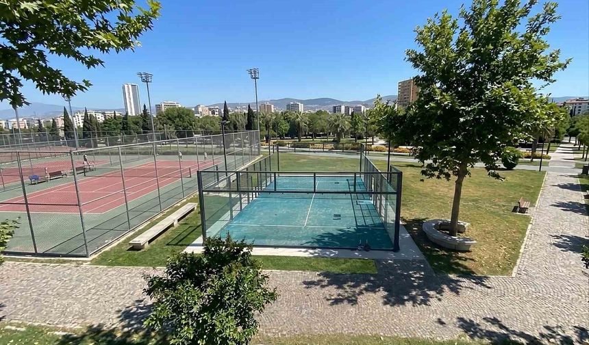 Bostanlı Sahili'ne yeni padel kortları geliyor