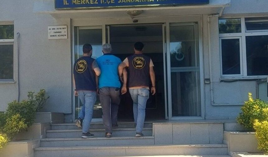 Çanakkale'de farklı suçlardan aranan 10 şüpheli tutuklandı