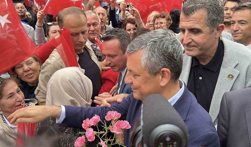 CHP Grup Başkanı Özgür Özel Burdur'da